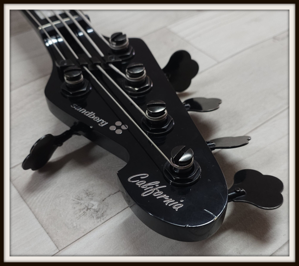 Sandberg California II VT5 Ebony Custom 3-EQ, Soft Aged Gold, 2nd Hand